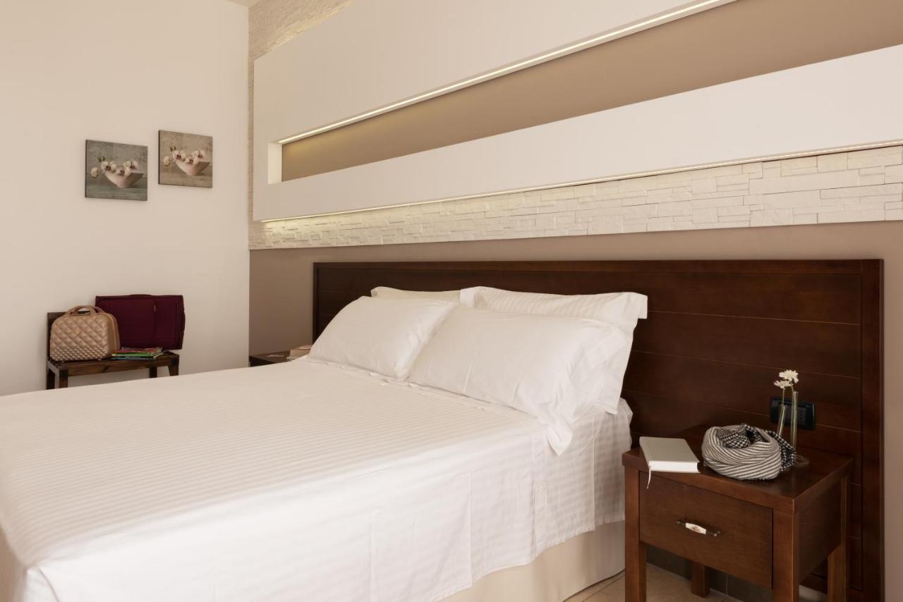 La Chiocciola Bed & Breakfast Castrignano del Capo Exterior photo